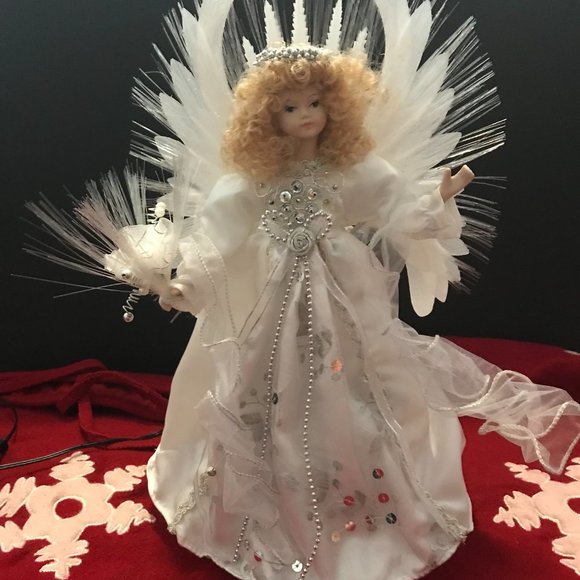 Fibre Optic Ivory Christmas Angel 13 inches tall - Picture 4 of 11